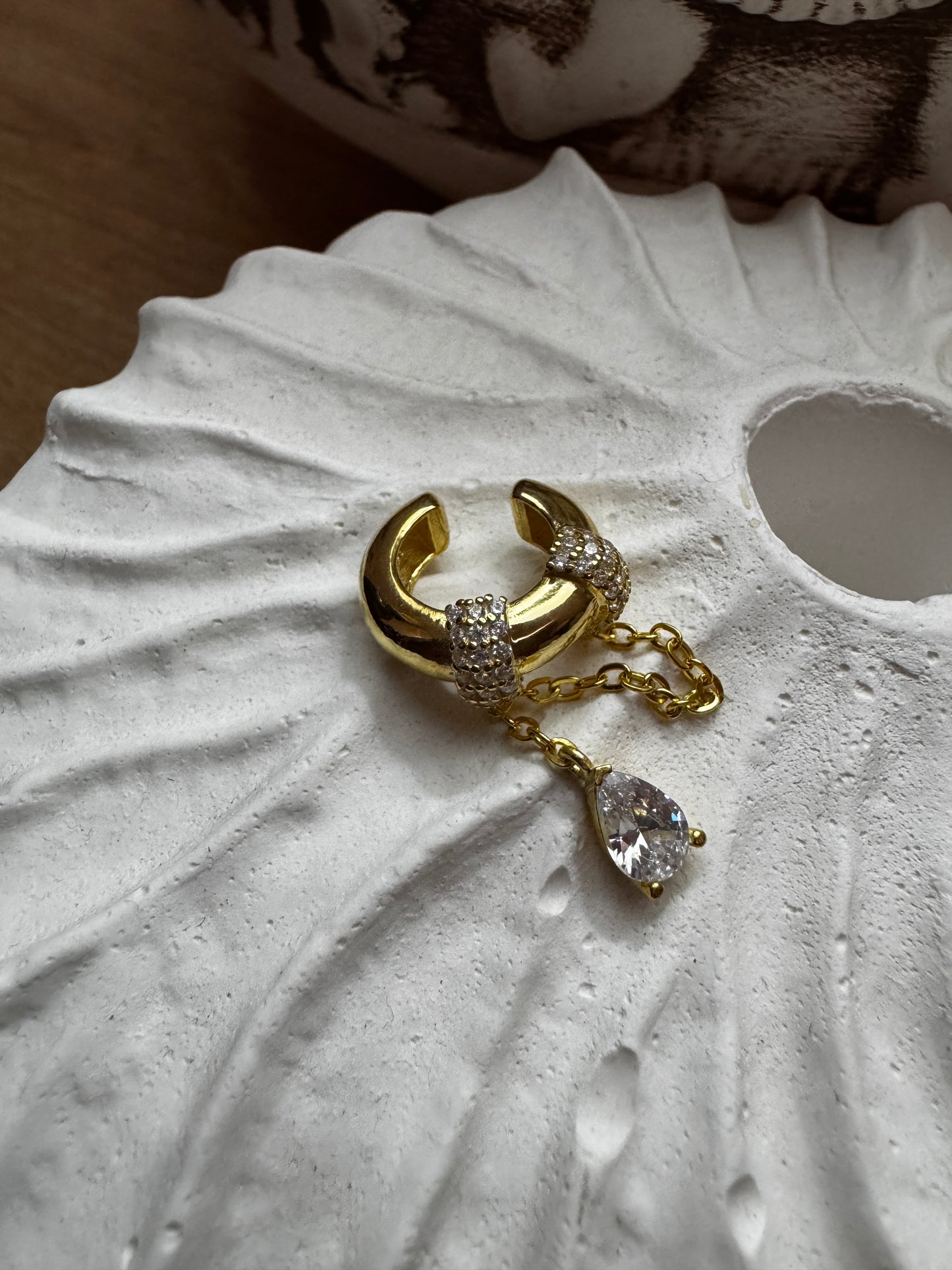 UCU DAMLA TAŞLI EAR CUFF