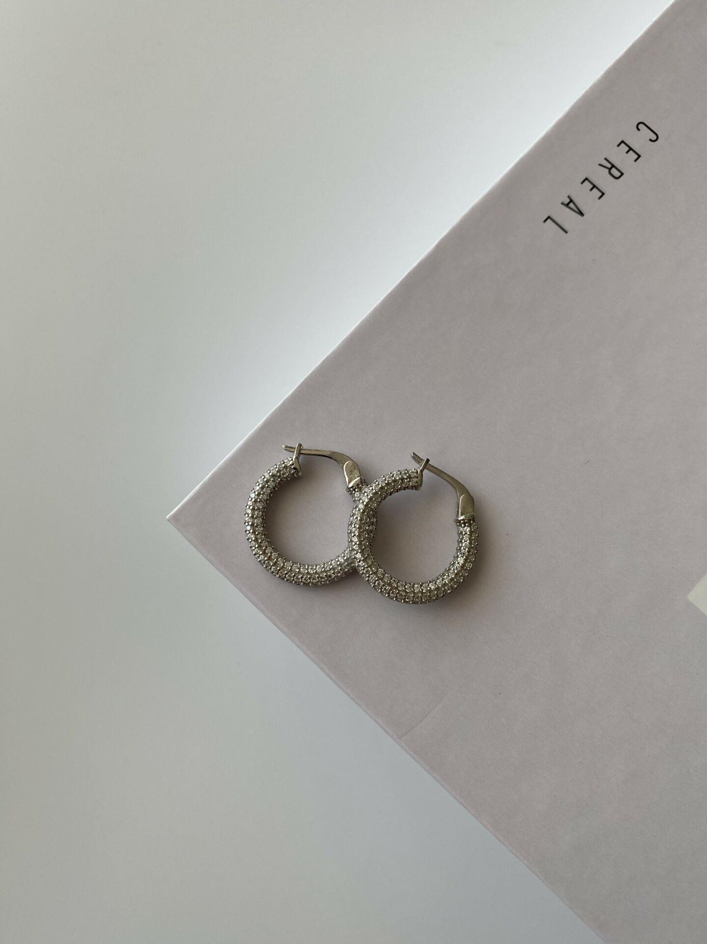 2cm Stone Hoop Earrings