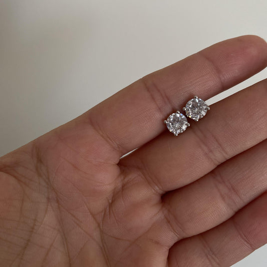 6mm Solitaire Earring