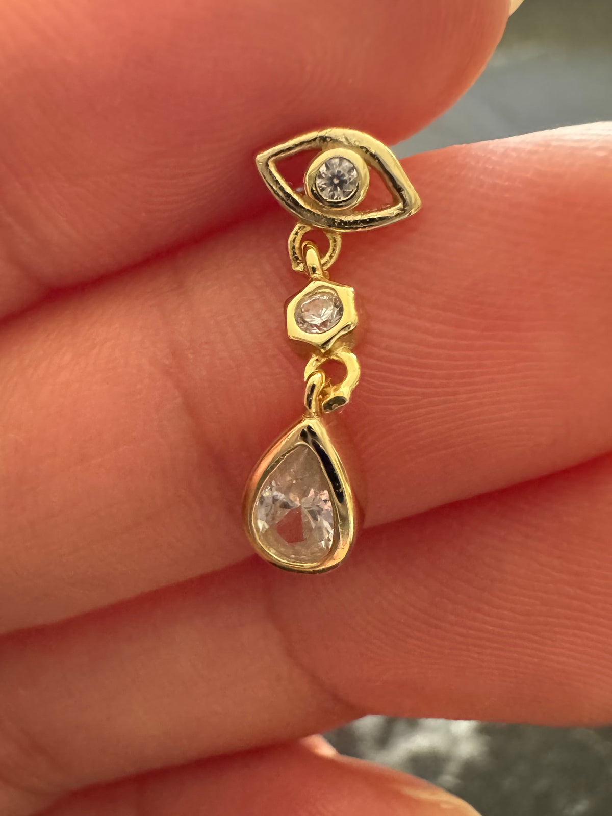 DAMLA GÖZ PIERCING