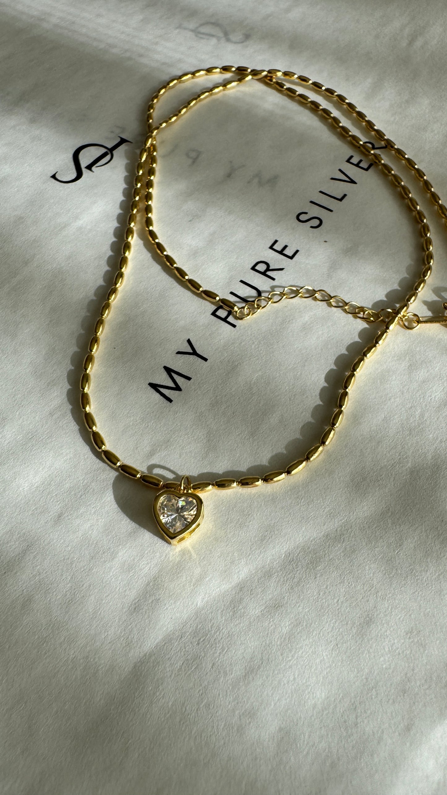 MİNİMAL  ÜÇ BOYUTLU KALP KOLYE