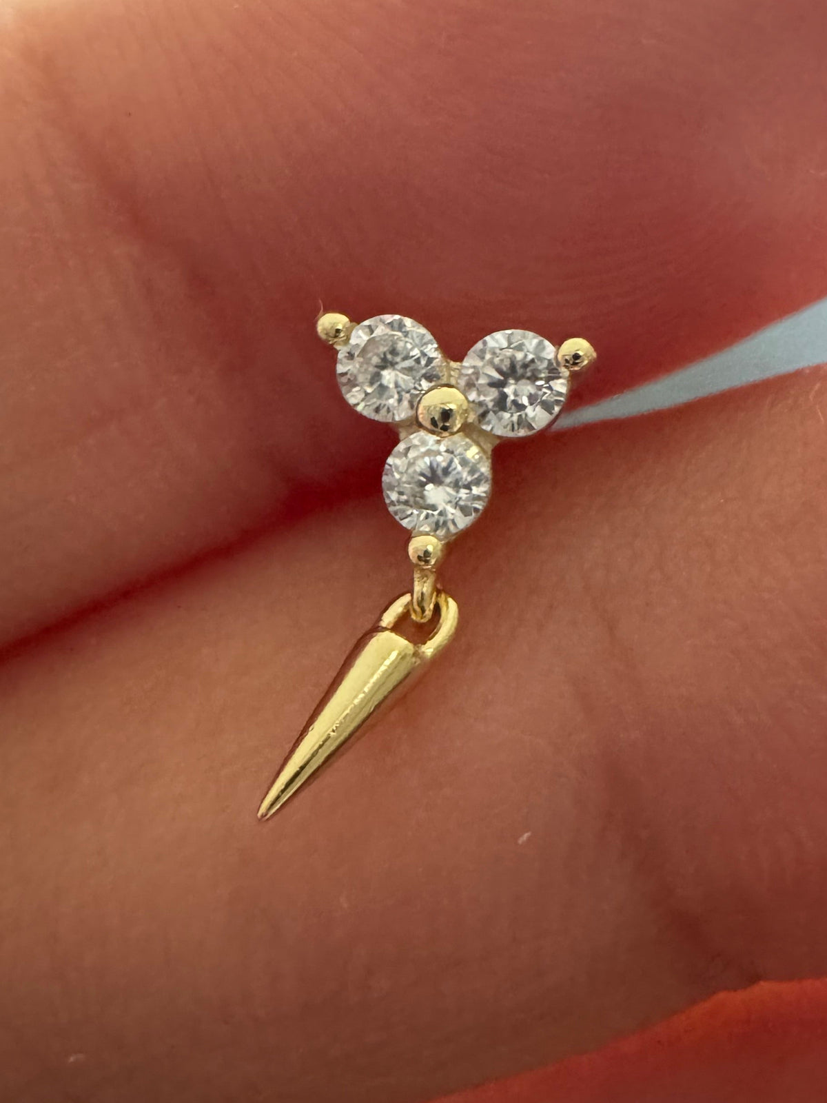 ÜÇ TAŞ PIERCING