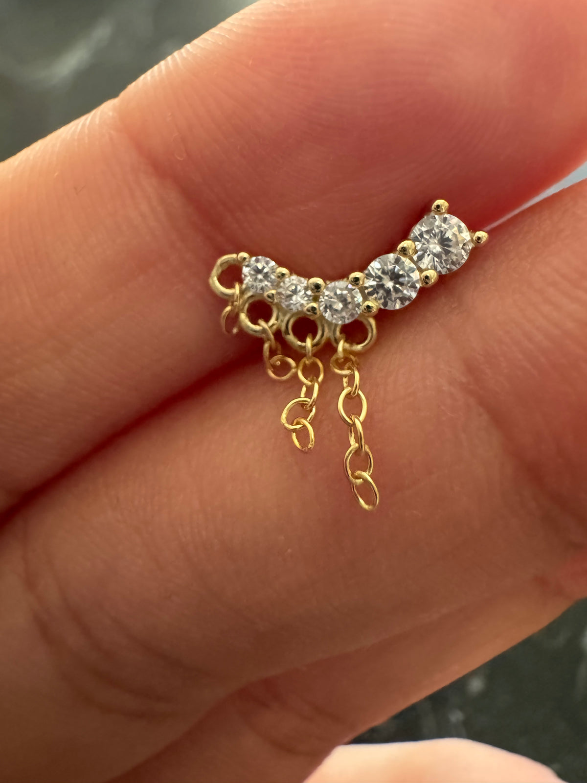 ZİNCİR SALLANTILI PIERCING