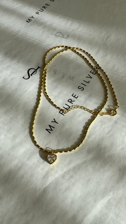 MİNİMAL  ÜÇ BOYUTLU KALP KOLYE