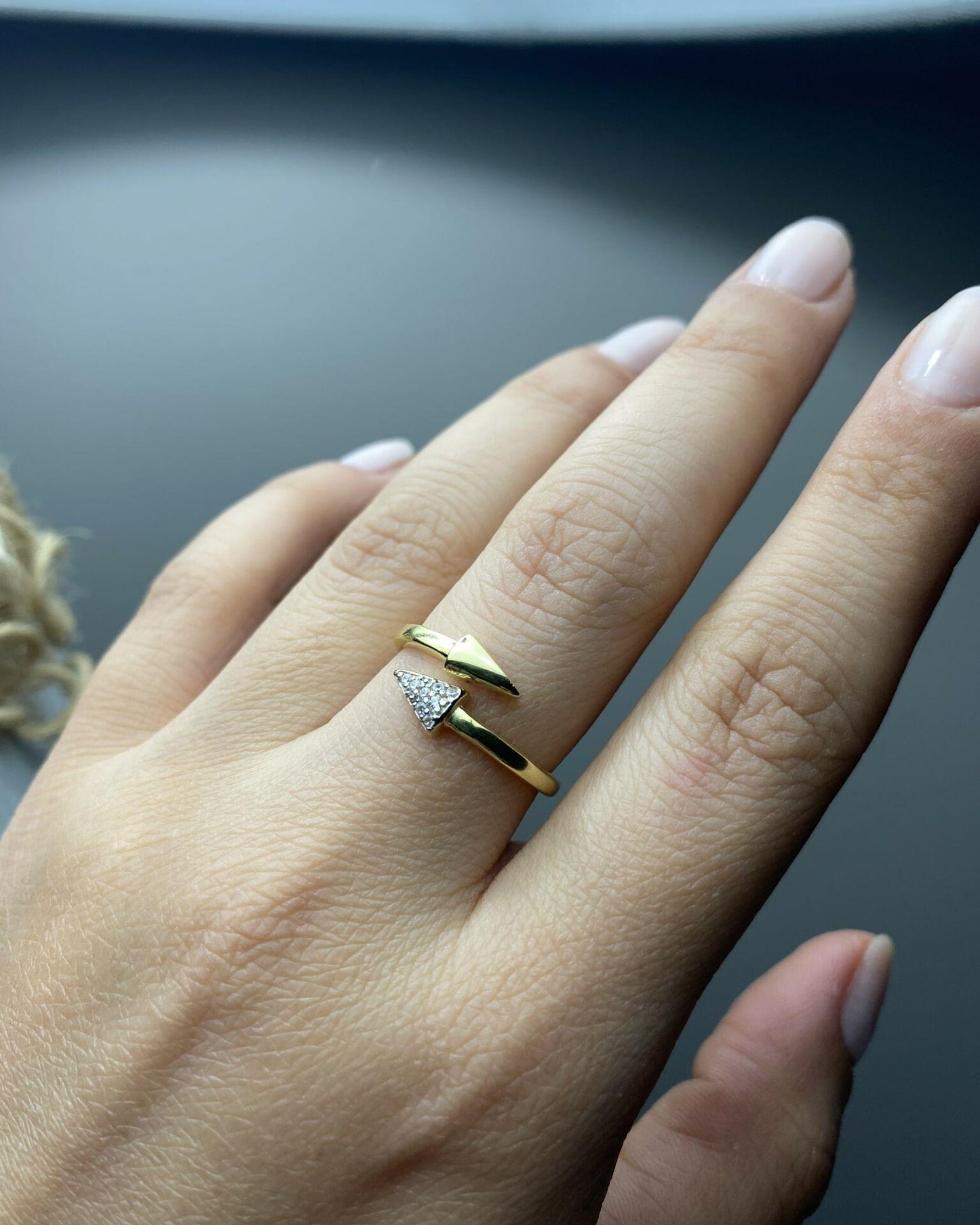 Double Arrow Ring